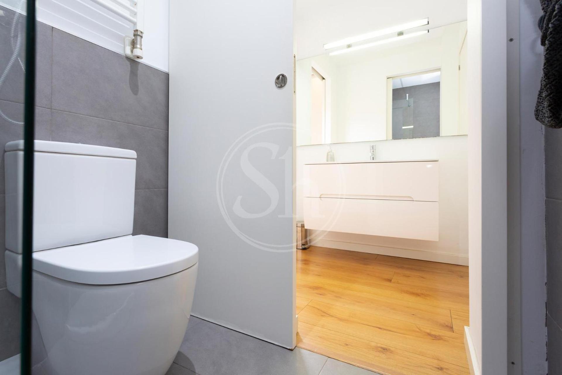 Moderno Apartamento En Eixample บาร์เซโลนา ภายนอก รูปภาพ
